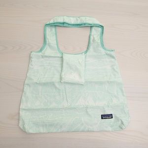 New Patagonia Shopper Tote Bag Upcycled Packable Foldable with Tags